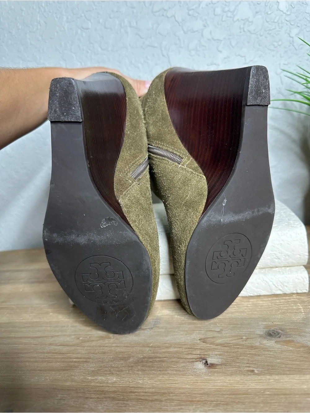 Tory Burch olive green suede wood wedge ankle boot with gold TT accent. Size 8.5